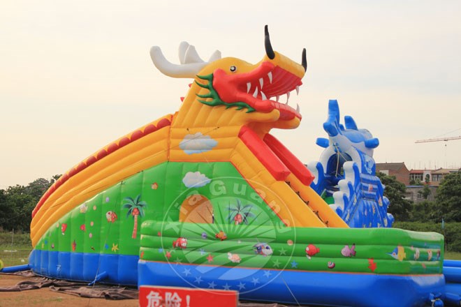 苍梧充气大滑梯